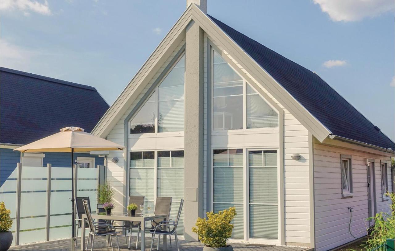 Beach Front Home In Zerpenschleuse With Wifi Zewnętrze zdjęcie