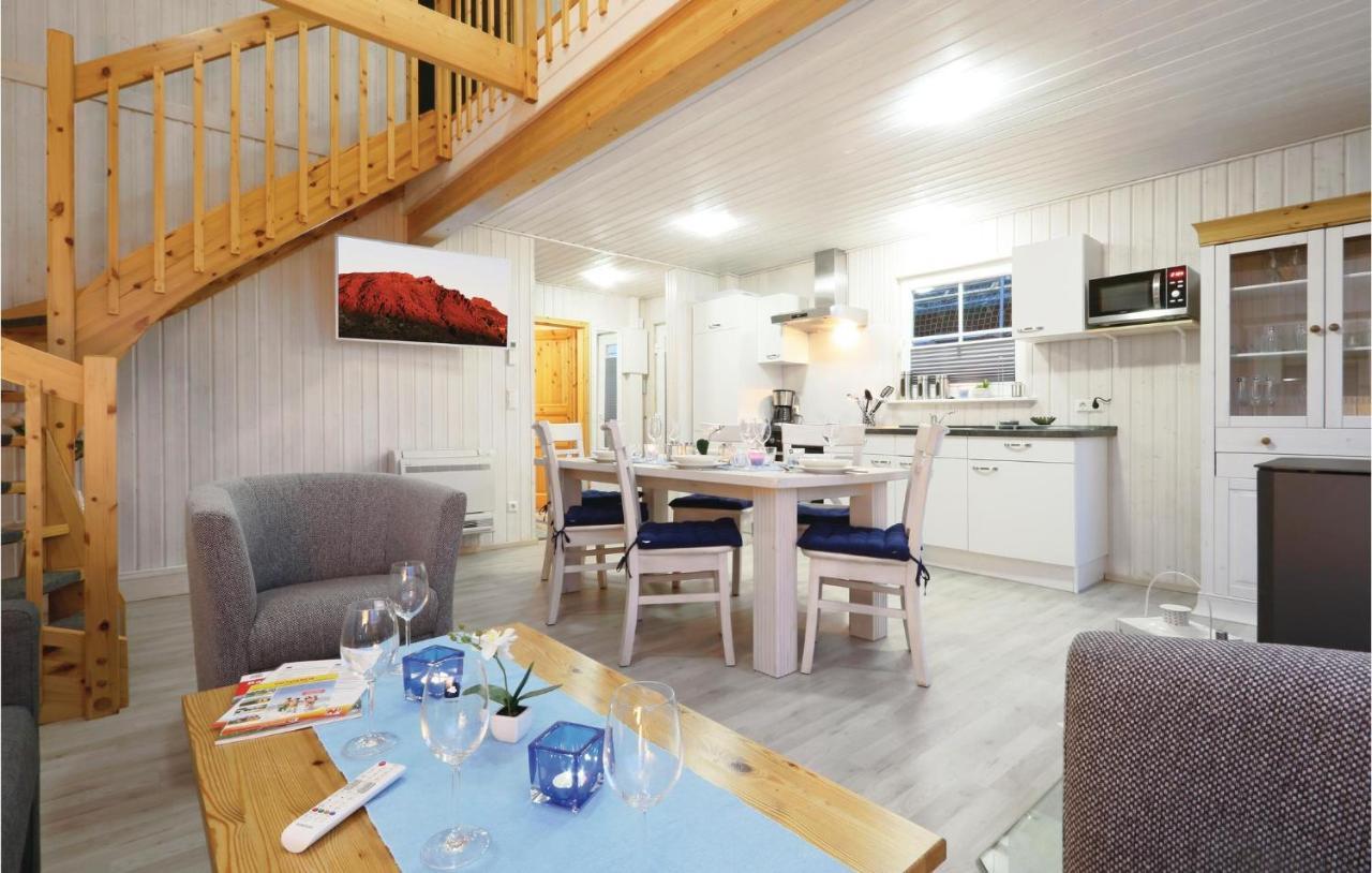 Beach Front Home In Zerpenschleuse With Wifi Zewnętrze zdjęcie